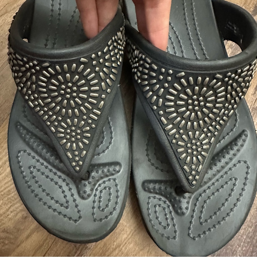Crocs Sandals Monterey Diamante Flip Flops Dual Comfort Wedge - Picture 9 of 9